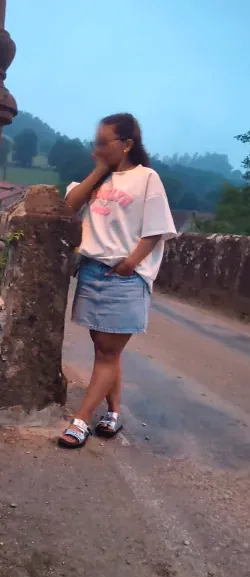 Alina, 32