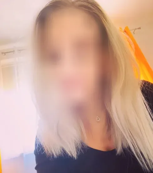 Barbara, 24