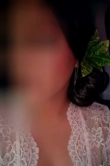 Dilara, 35