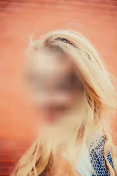 Elisabeth, 36