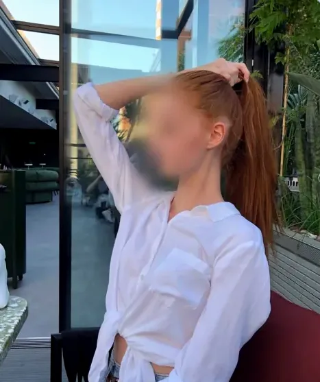 Ingrid, 23