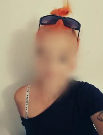 Ingrid, 35