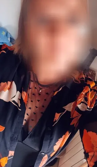 Jovana, 37