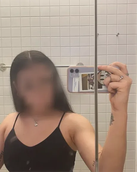 Katharina, 26