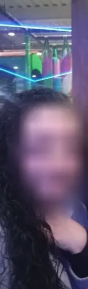 Mirela, 32