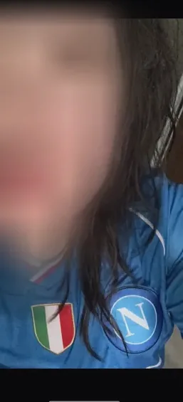 Nicole, 23