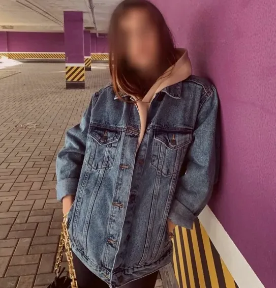 Nikolina, 31