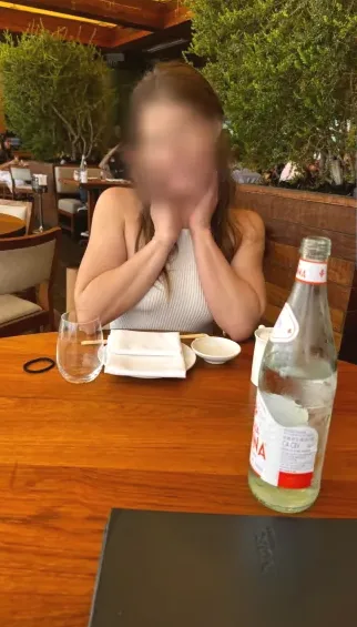 Simone, 30