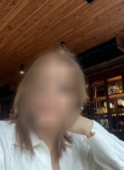 Sina, 40